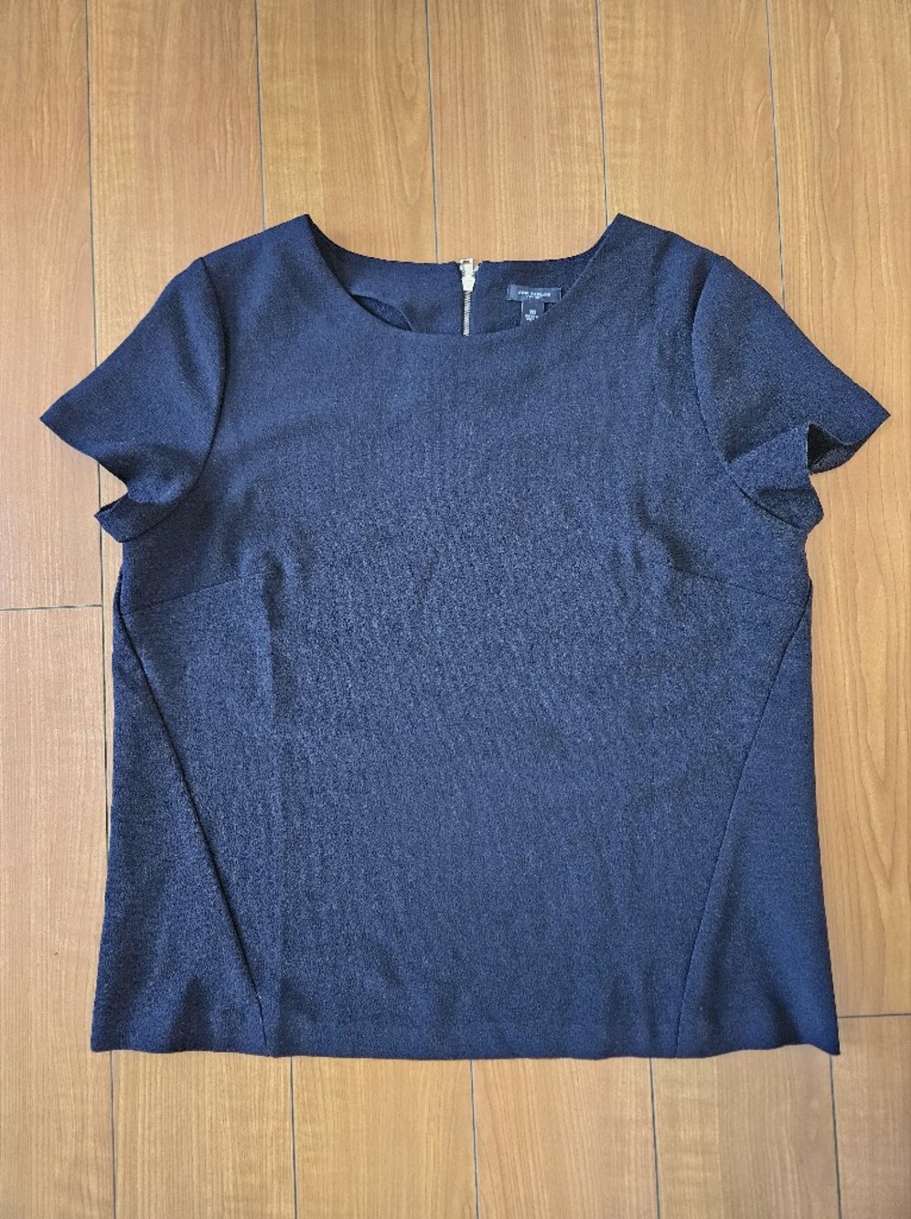 NEVER WORN Ann Taylor Black Short-Sleeve Top Blouse Sz Size 10